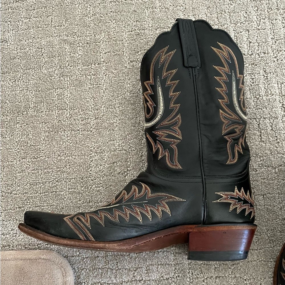 Lucchese Black Leather Western Cowboy Boots Stitched embellishments Rare 9.5 M! - Picture 3 of 16